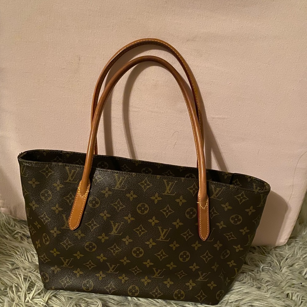 Louis Vuitton Raspail PM